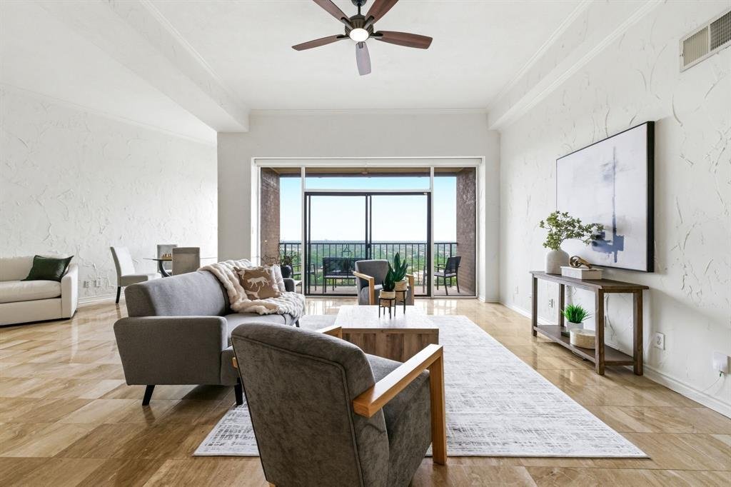 Condo in Dallas, Texas, United States 5 - 18114123