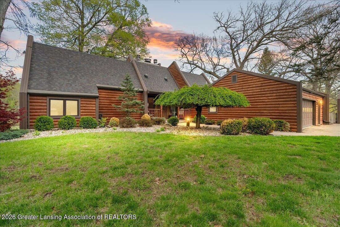 House in Windsor charter Township, Michigan, United States 1 - 17859632