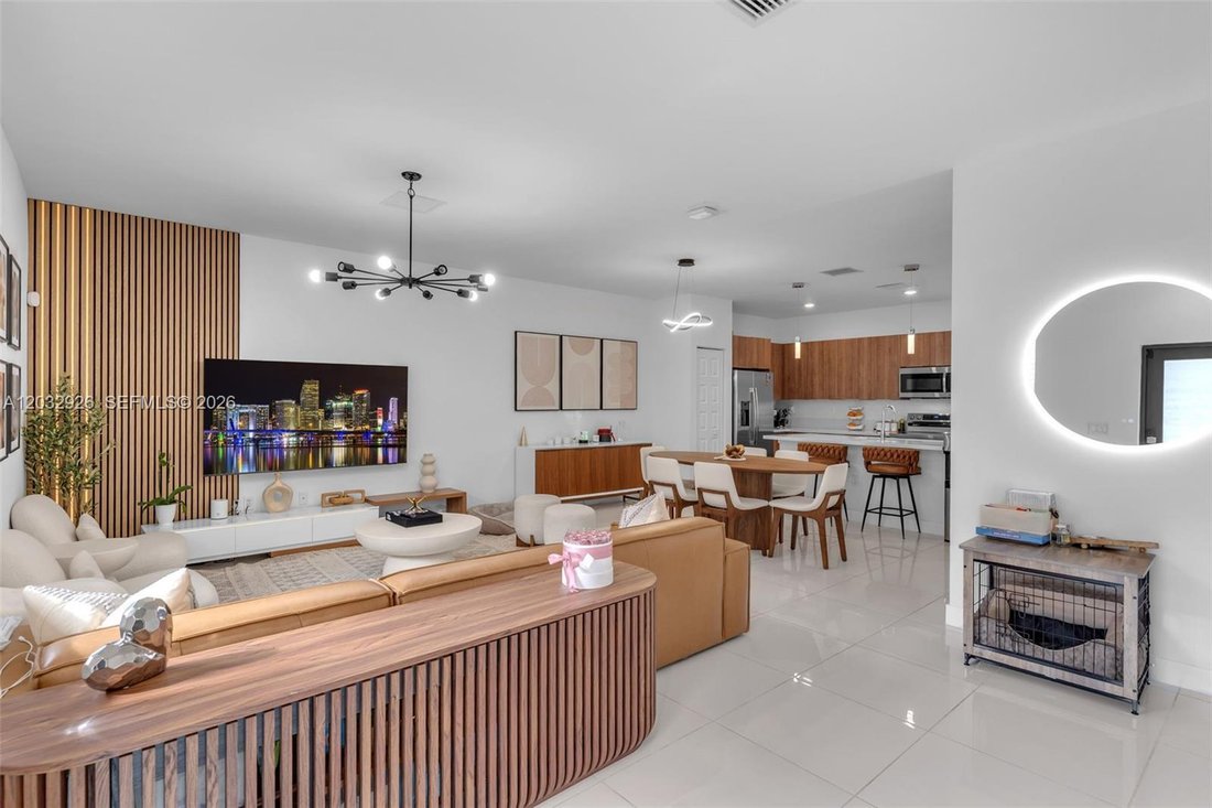 Townhouse in Miami Springs, Florida, United States 4 - 18113025