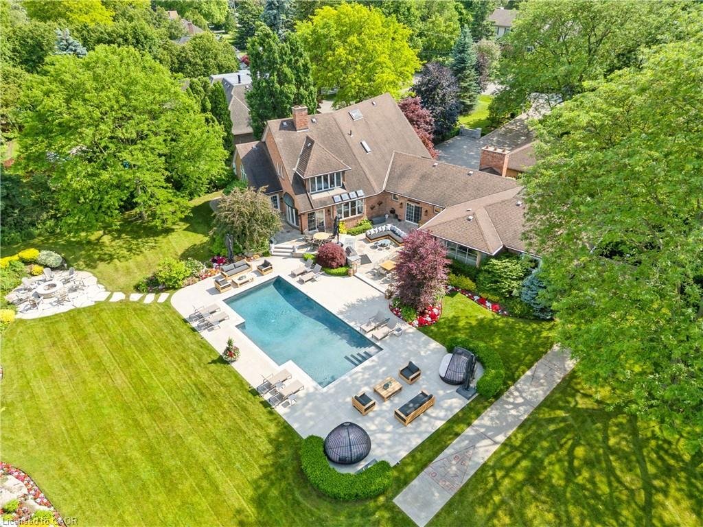 House in Toronto, Ontario, Canada 1 - 18110440