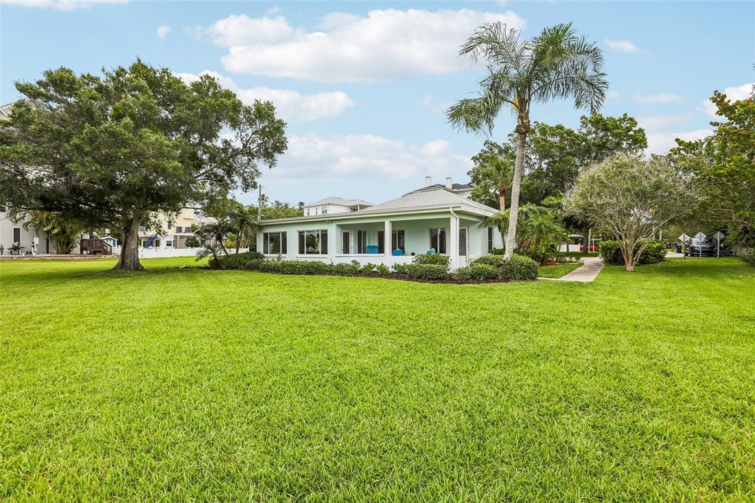 House in Palm Harbor, Florida, United States 3 - 18112477