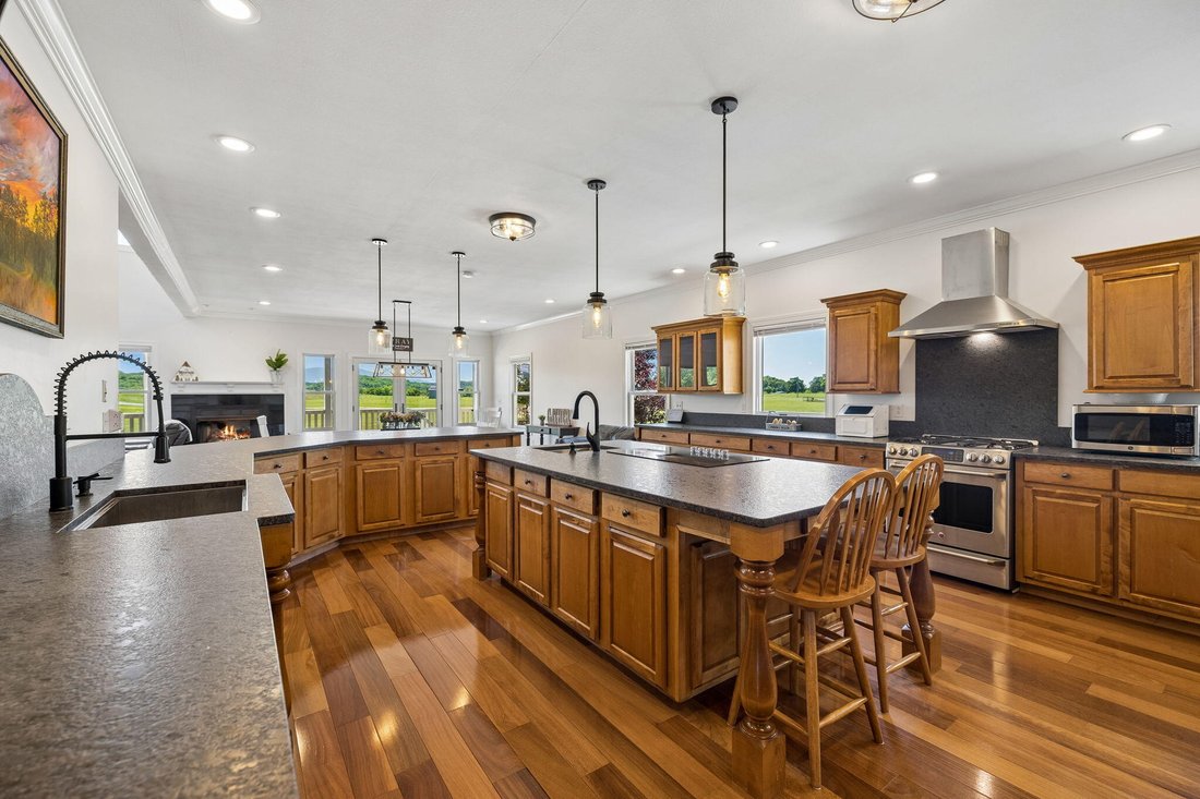 House in Etowah, Tennessee, United States 5 - 18112711