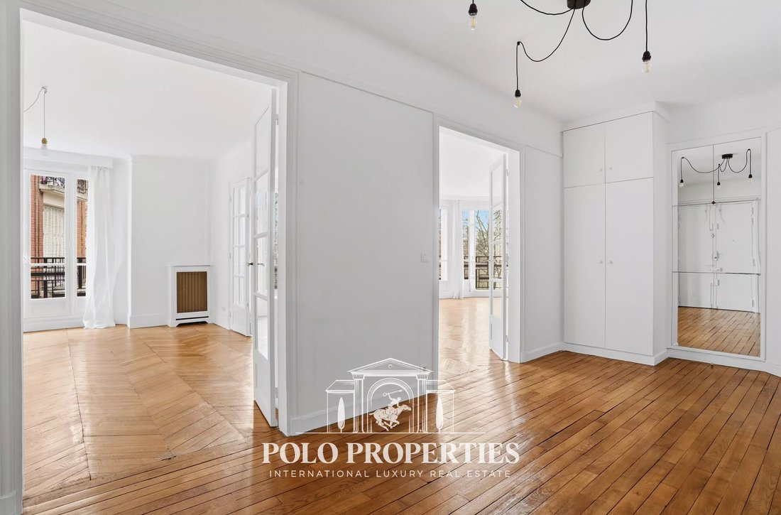 Apartment in Auteuil Sud, Paris 16e Arrondissement, Paris 5 - 18111276