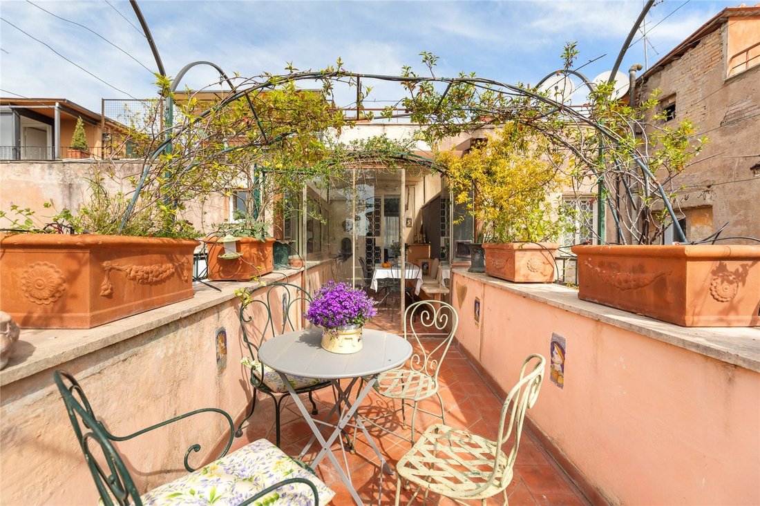 Apartment in Trastevere, Rome, Italy 3 - 18111097
