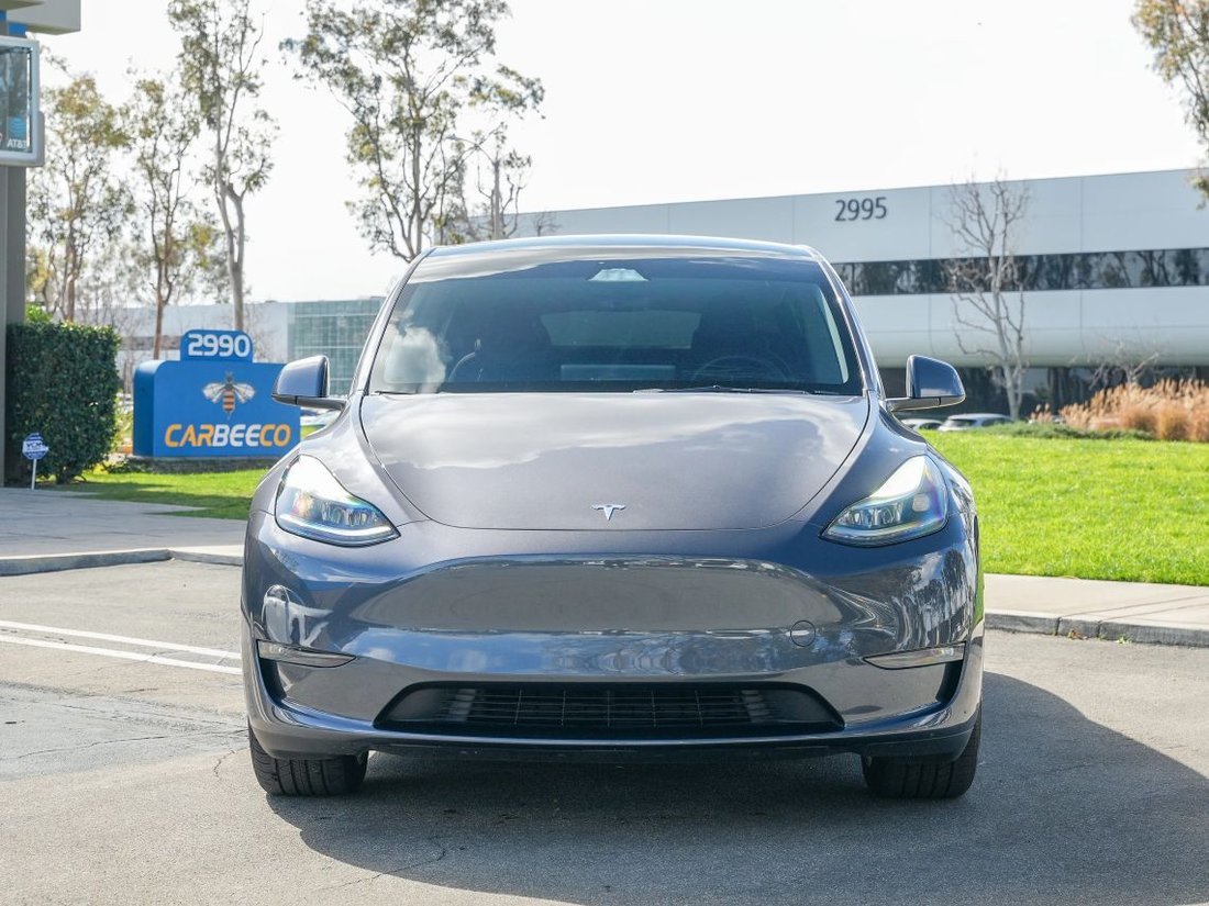 Suv in Costa Mesa, CA, United States 2 - 18049080