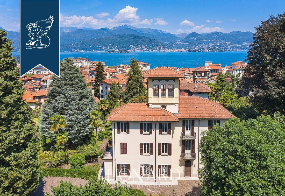 Villa in Stresa, Piedmont, Italy 1 - 18114882