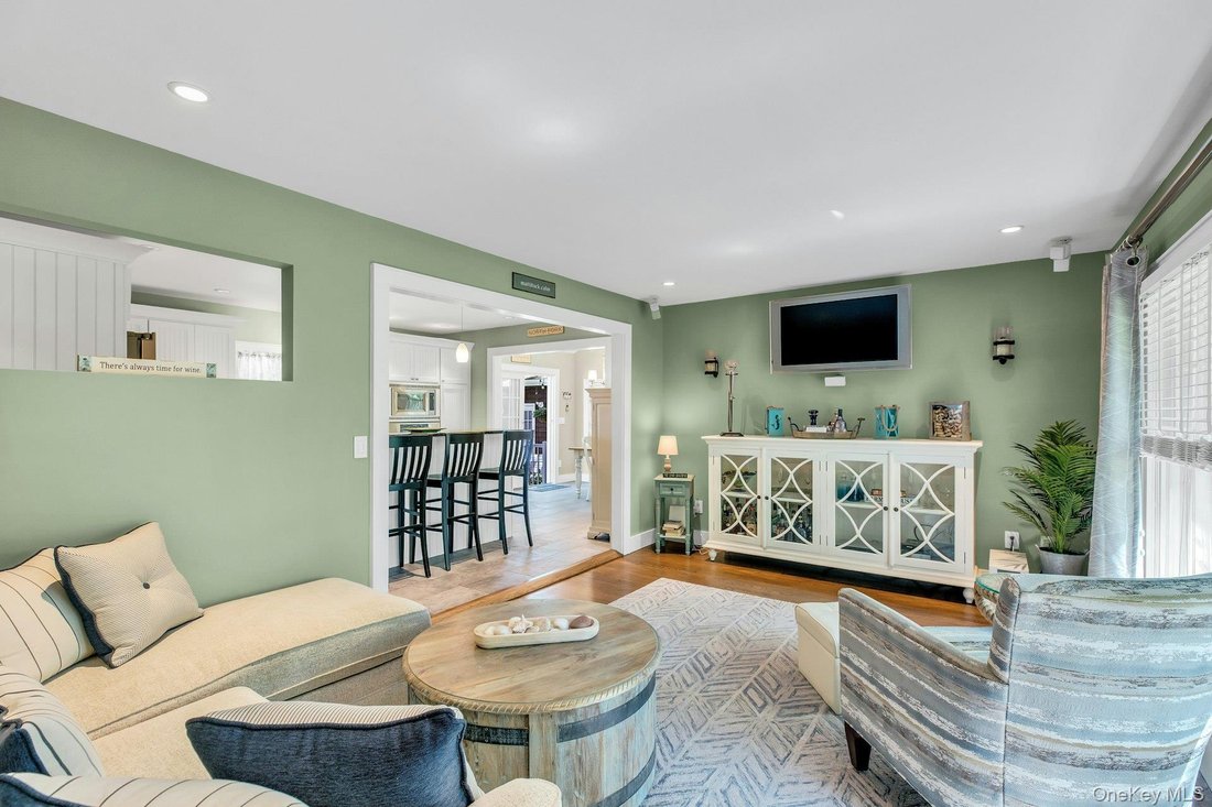 House in Peconic, New York, United States 4 - 18112363
