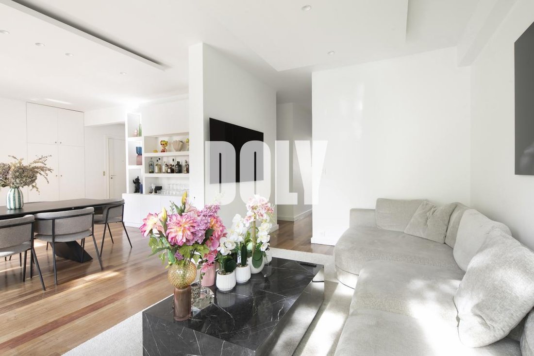 Apartment in La Plaine des Sablons, Neuilly-sur-Seine, France 5 - 18111263