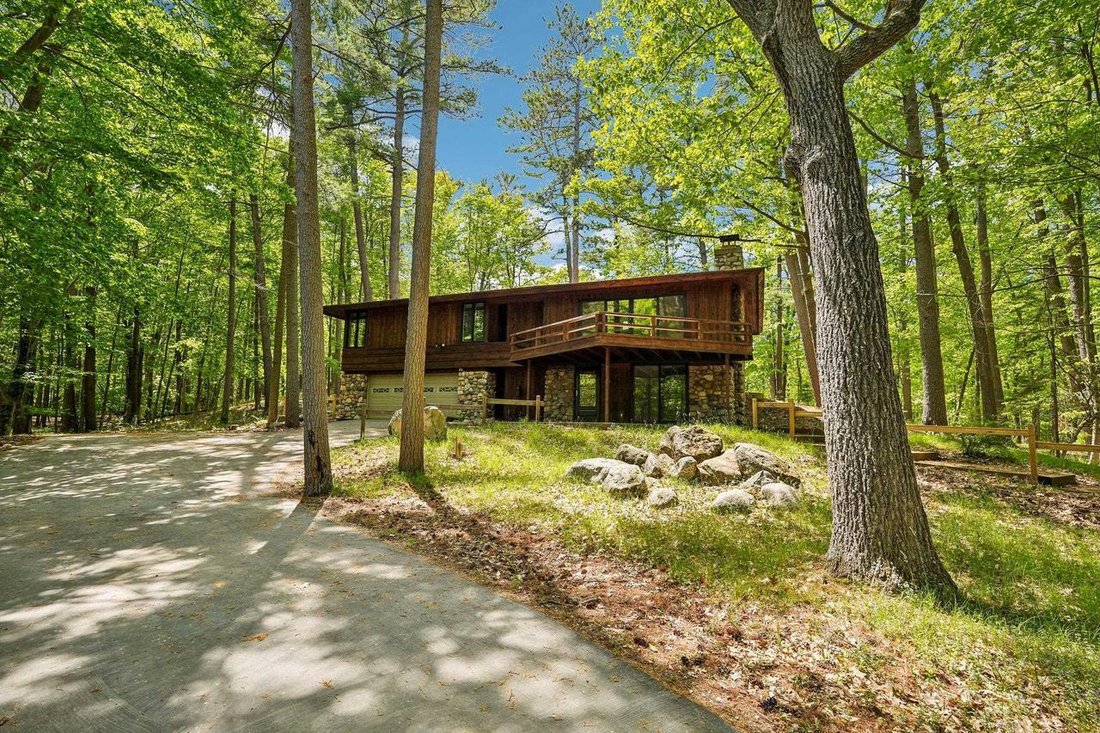 House in Sheboygan, Wisconsin, United States 3 - 18112568