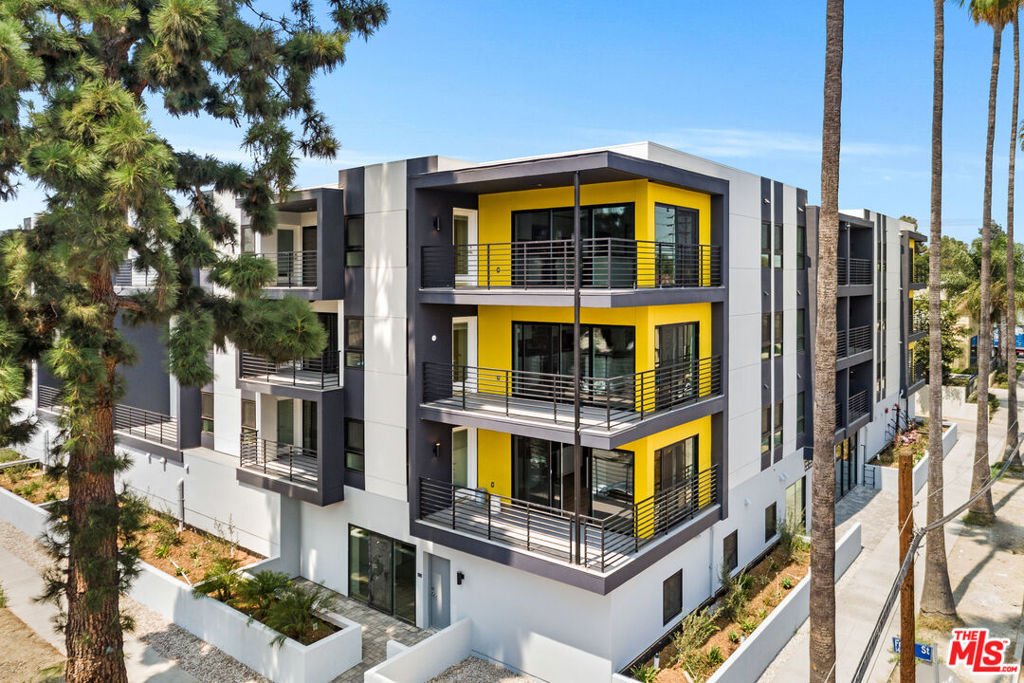 Los Angeles, California, United States 1 - 18112652