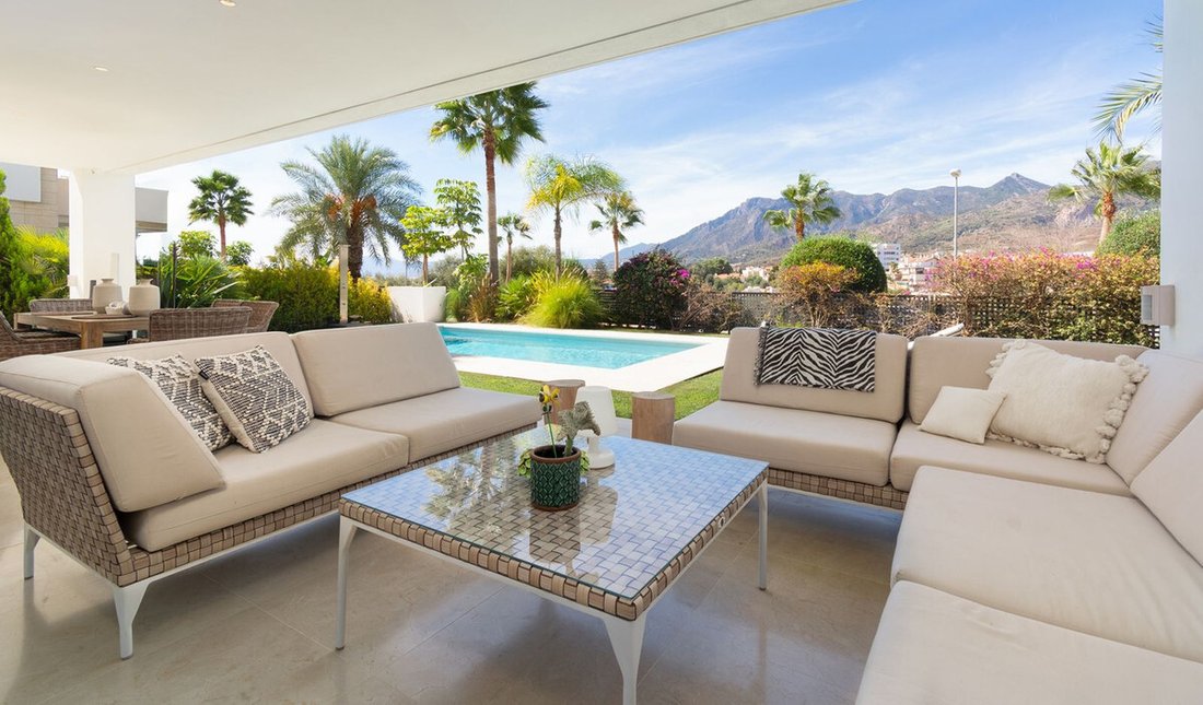 House in Rio Real, Marbella, Andalusia 2 - 18112135