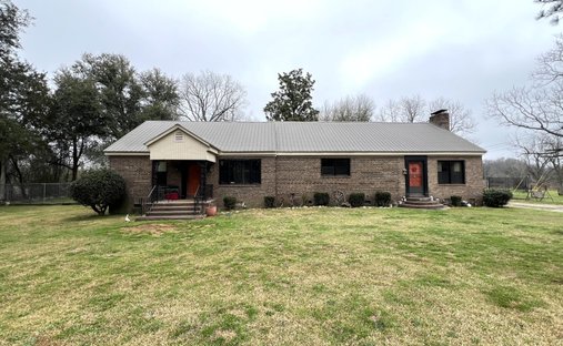House in Warrenton, Georgia, United States 1