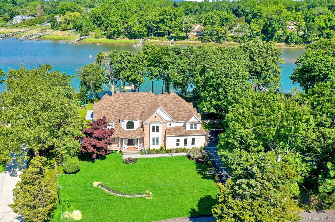House in Setauket, New York, United States 1 - 18113810