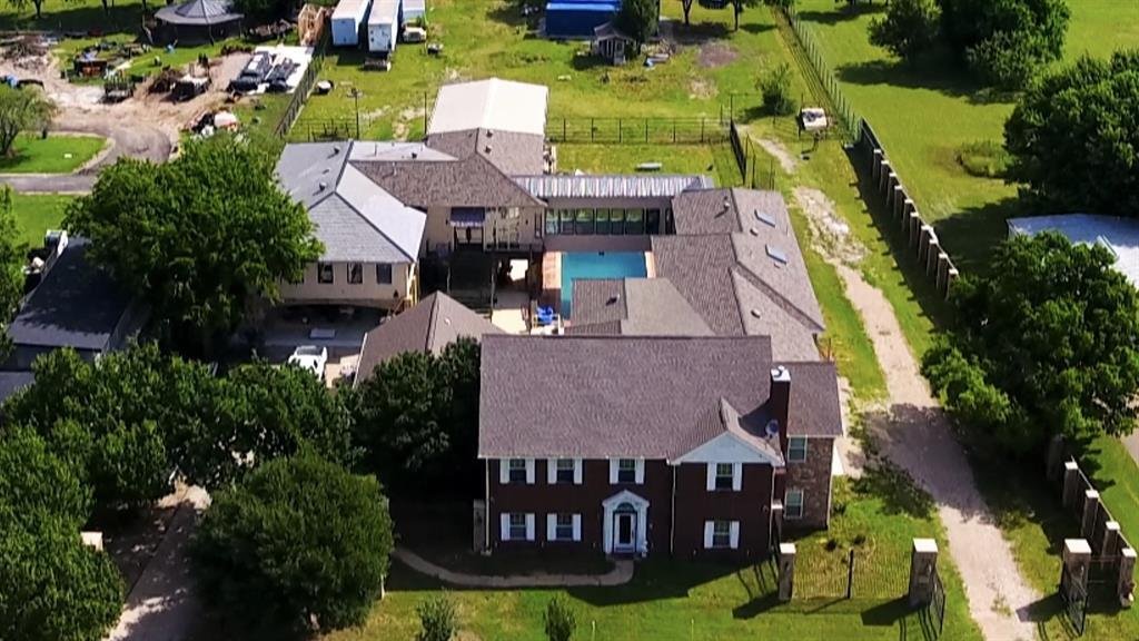 House in Crowley, Texas, United States 1 - 18114097