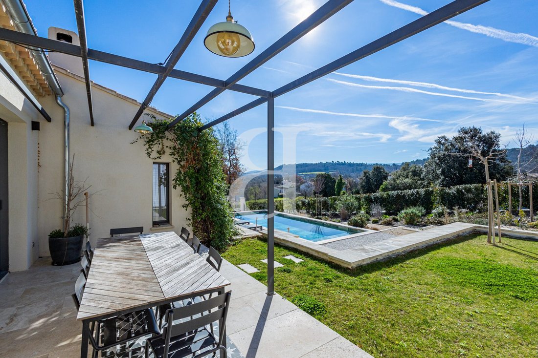 Villa in Saint-Pantaleon, Provence-Alpes-Côte d'Azur, France 2 - 16941987