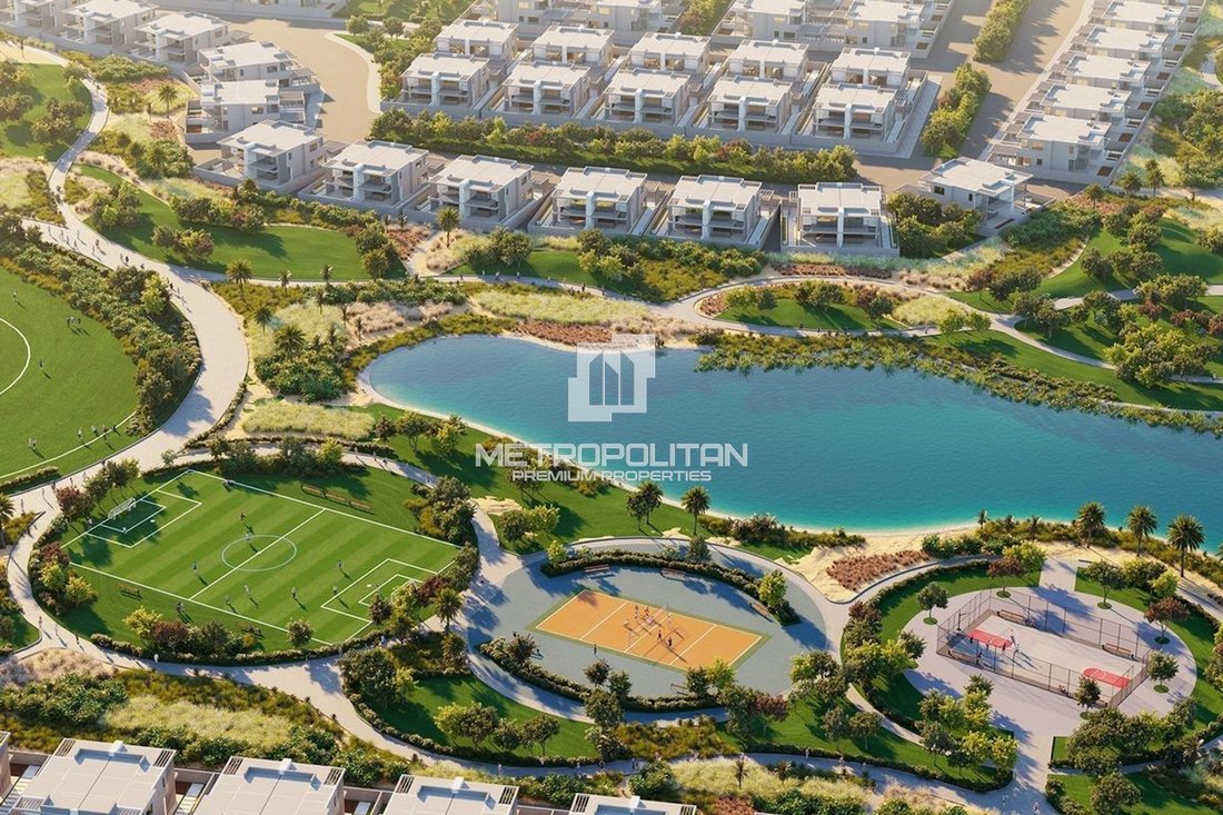 Townhouse in Damac Hills 2, Dubai, United Arab Emirates 3 - 18111561