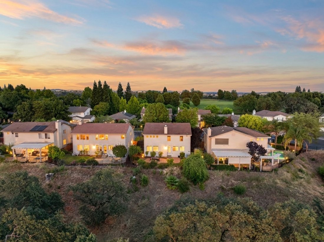 Autres à Rocklin, Californie, États-Unis 4 - 18109932