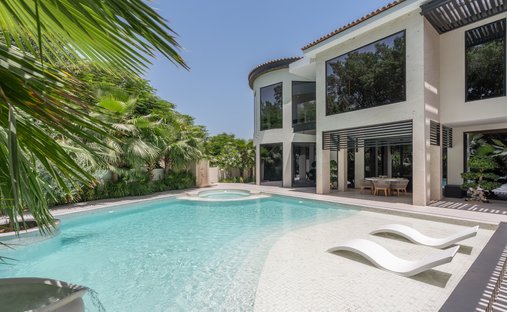 Villa in Jumeirah Golf Estates, Dubai, United Arab Emirates 1