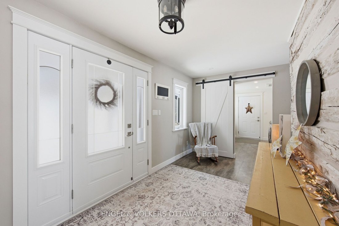 House in Westmeath, Ontario, Canada 2 - 18114559