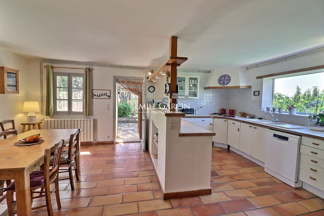 Villa in Apt, Provence-Alpes-Côte d'Azur, France 5 - 18111669