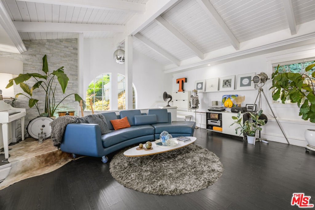 House in Los Angeles, California, United States 2 - 18112606