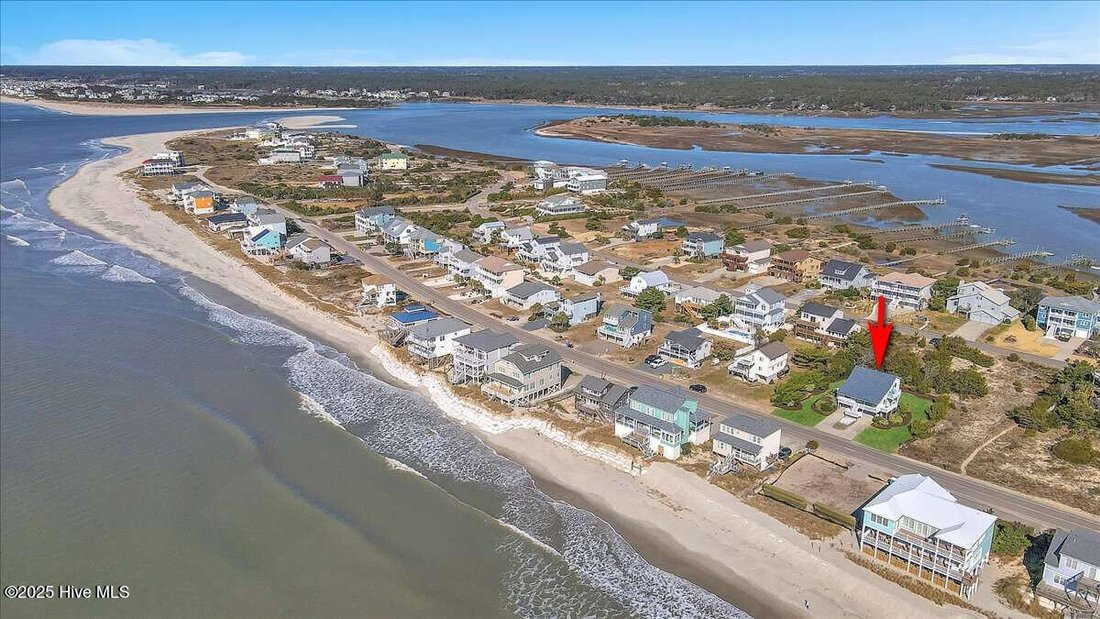 House in Oak Island, North Carolina, United States 5 - 18114791