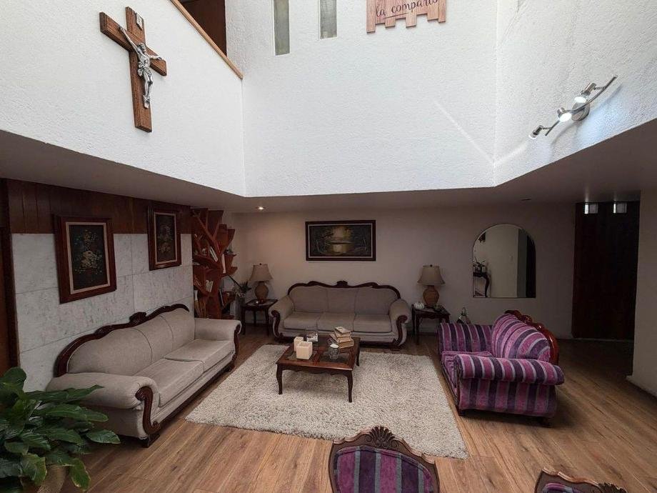 House in Mexico City, Mexico 3 - 18115381