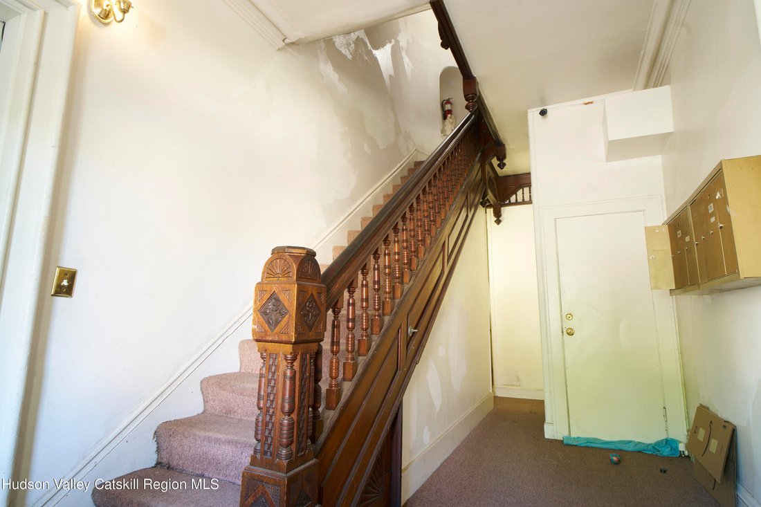 Kingston, New York, United States 3 - 18112529