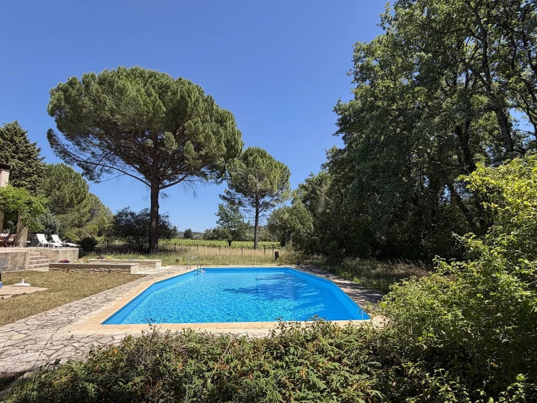 Villa in Le Val, Provence-Alpes-Côte d'Azur, France 4 - 15345475