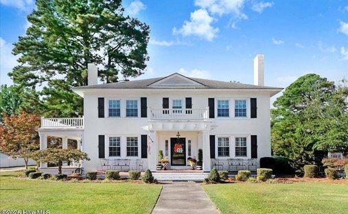 House in Mount Olive, North Carolina, United States 1