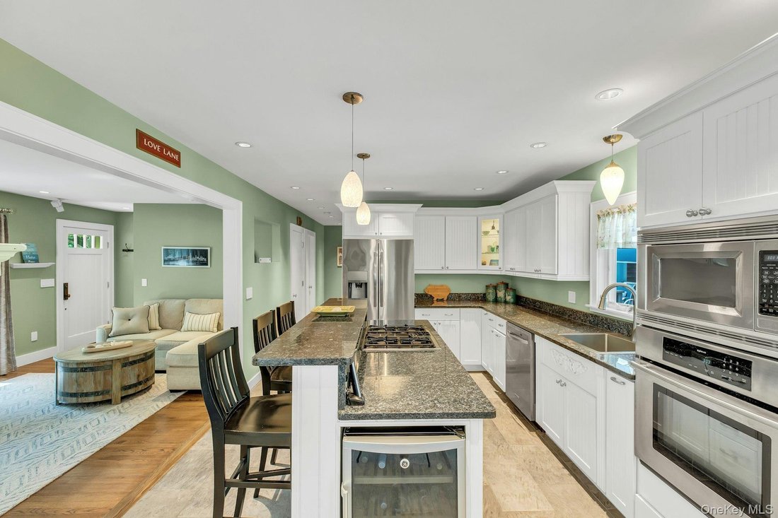 House in Peconic, New York, United States 5 - 18112363