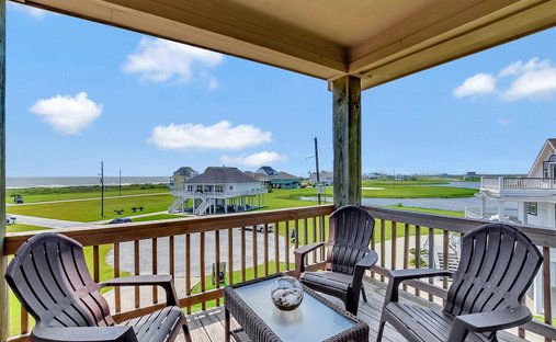 House in Bolivar Peninsula, Texas, United States 1