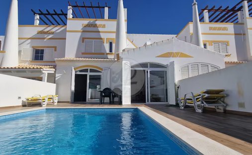 Townhouse in Sao Goncalo de Lagos, Algarve, Portugal 1