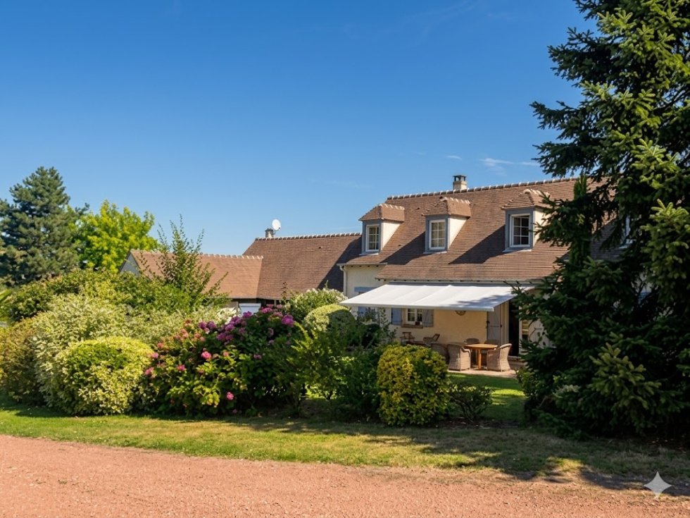 House in Gambais, Ile-de-France, France 1 - 18048664
