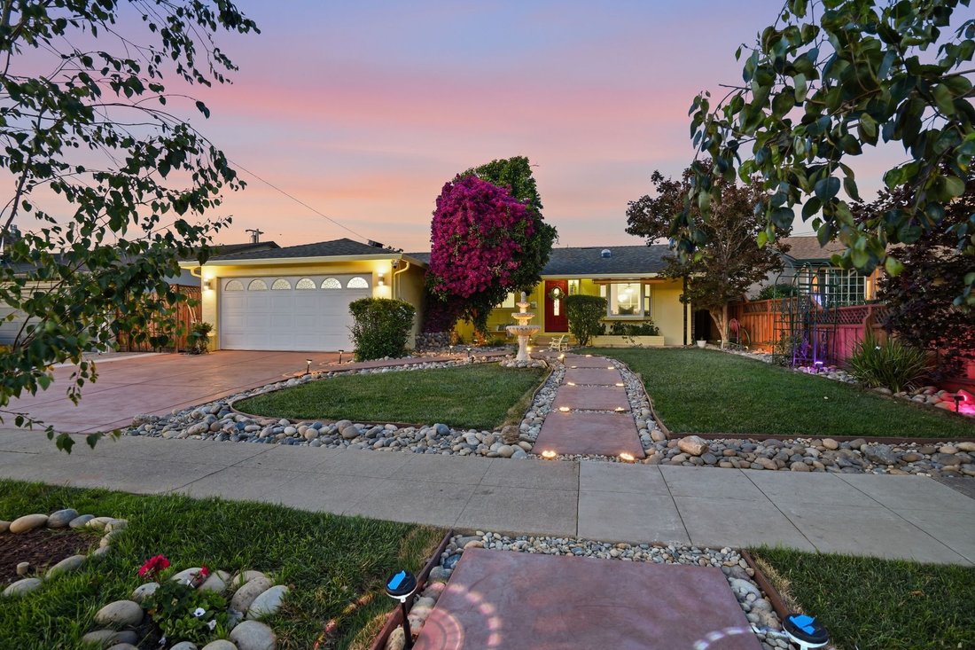 House in Saratoga, California, United States 2 - 18110127