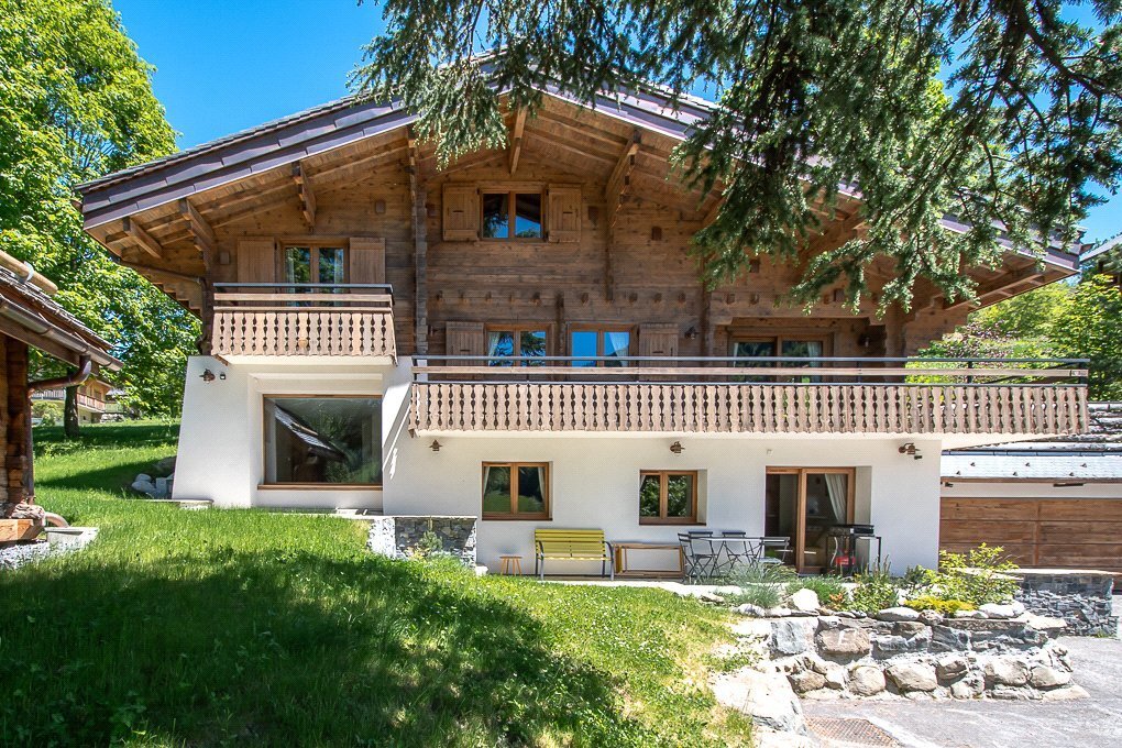 Chalet in La Clusaz, Auvergne-Rhône-Alpes, France 2 - 18111027