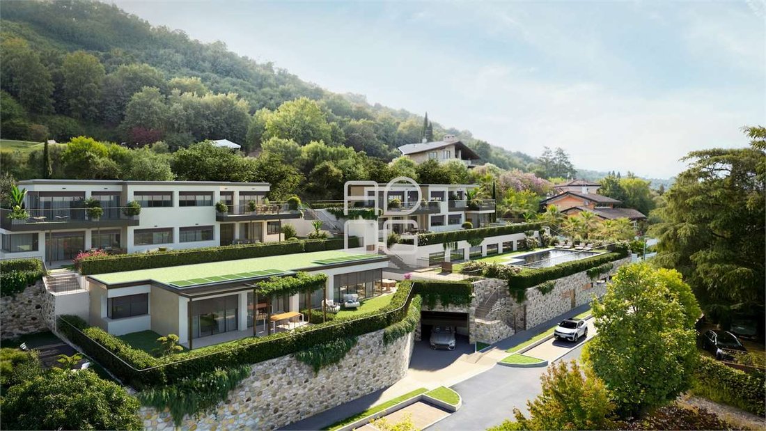 Apartment in Maguzzano, Lonato del Garda, Lombardy 1 - 16690774