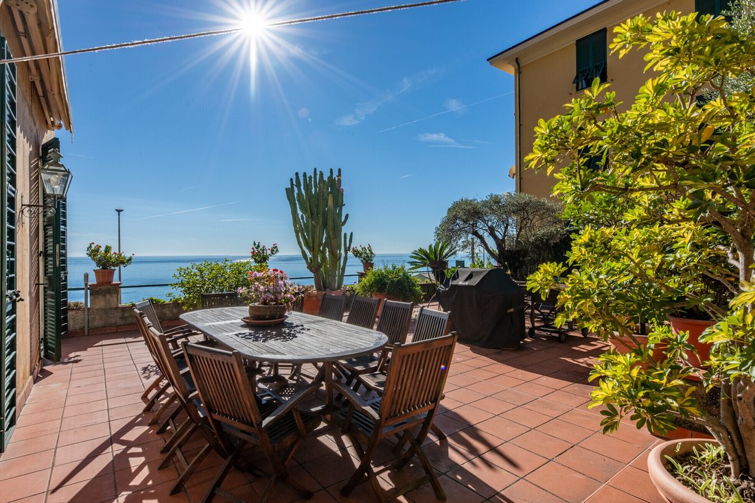 Villa in Sori, Liguria, Italy 1 - 18111007