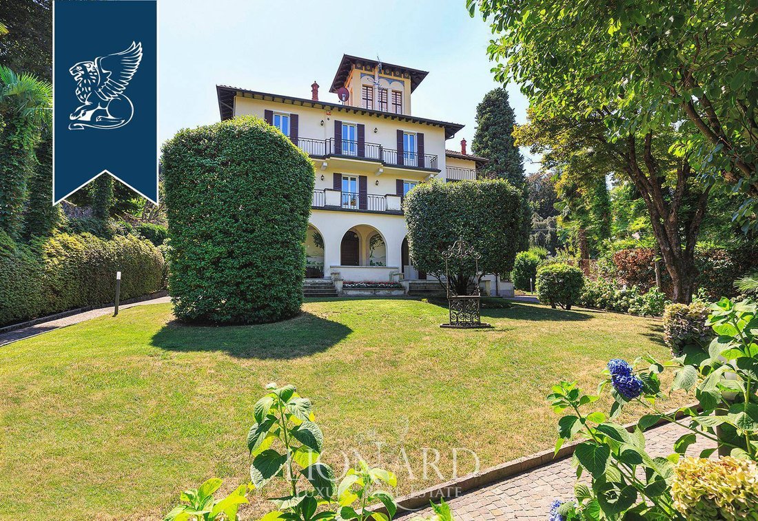 Villa in Stresa, Piedmont, Italy 2 - 18114882