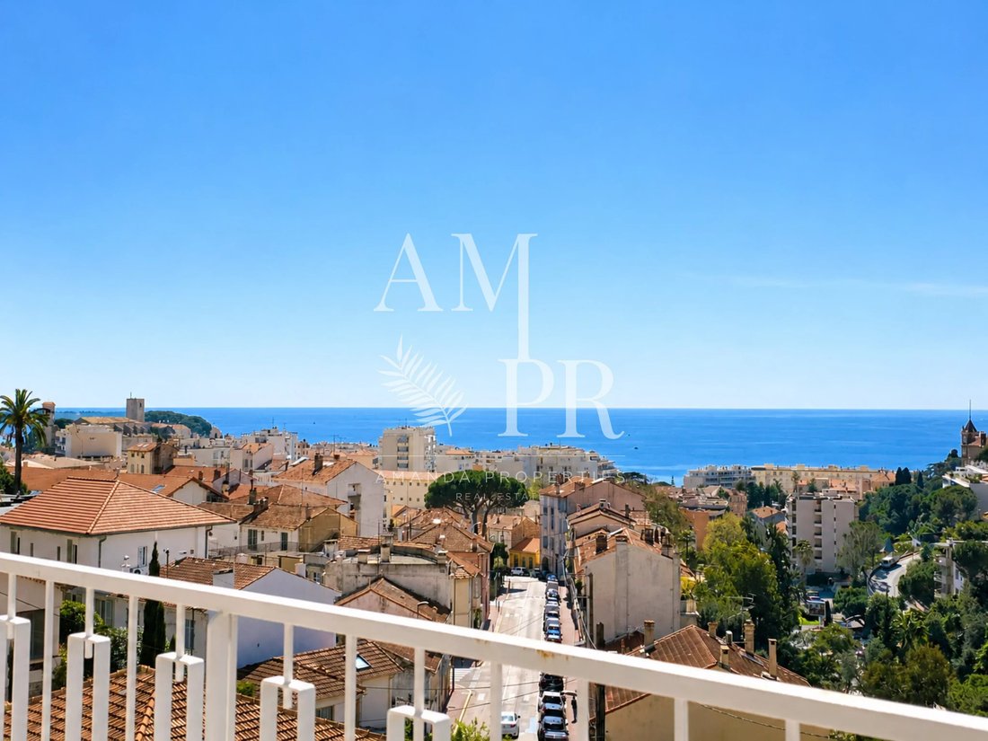 Apartment in Croix des Gardes, Cannes, France 1 - 17735634