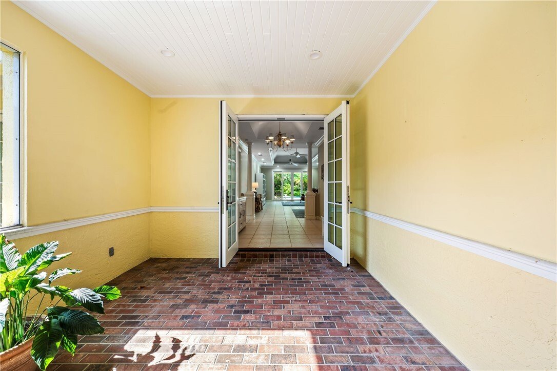 House in Orchid, Florida, United States 2 - 18112557