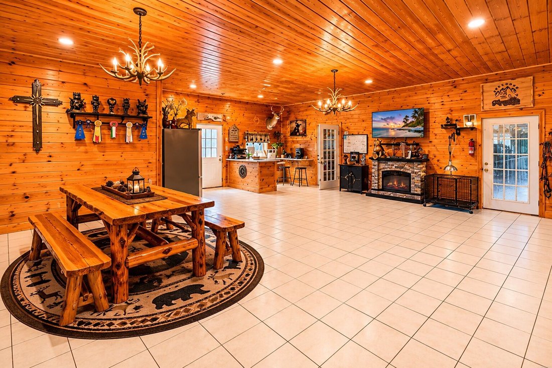 House in Indian Lake, Pennsylvania, United States 5 - 18111233