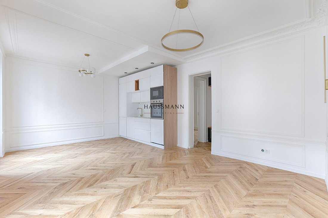 Apartment in Ternes-Maillot, Paris 17e Arrondissement, Paris 4 - 18115018