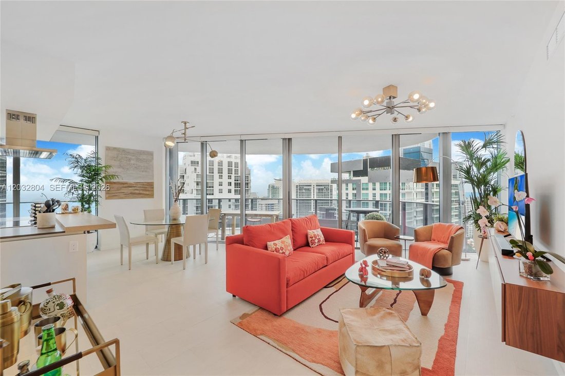Condo in Miami, Florida, United States 4 - 18113097