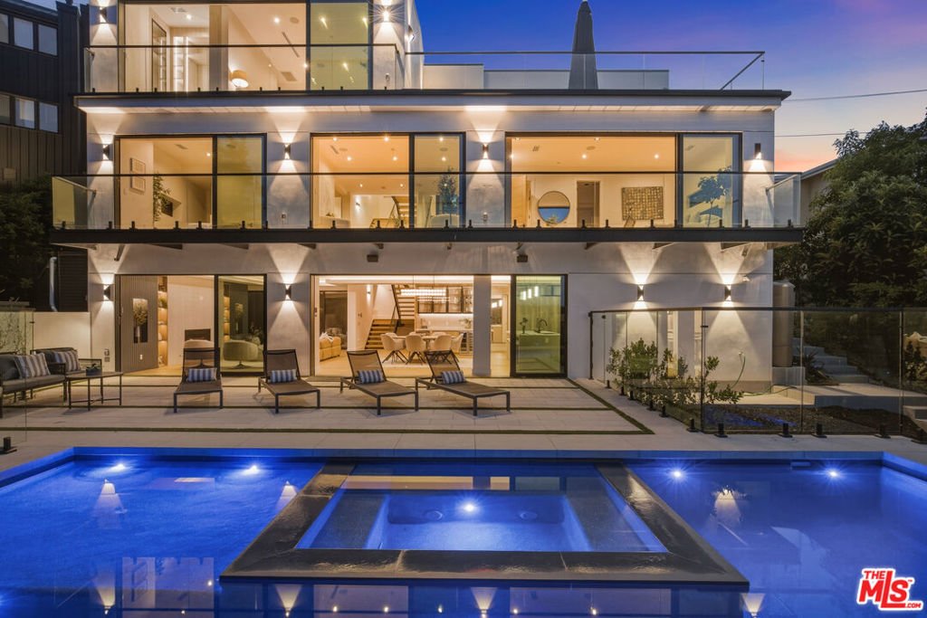 House in Los Angeles, California, United States 2 - 18112640