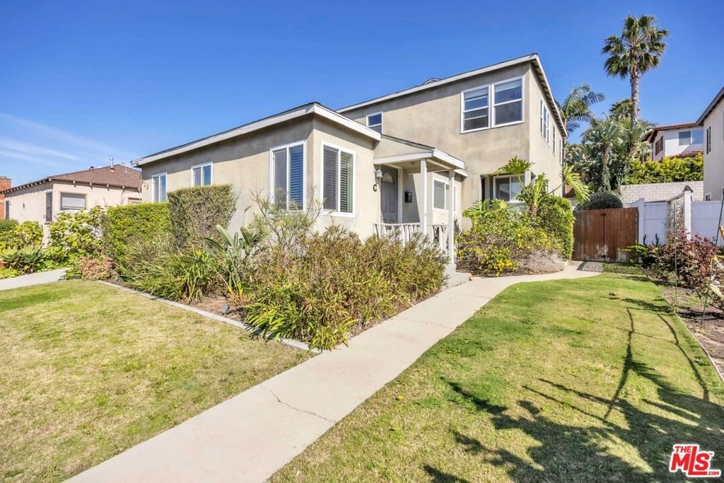Torrance, California, United States 5 - 18112626