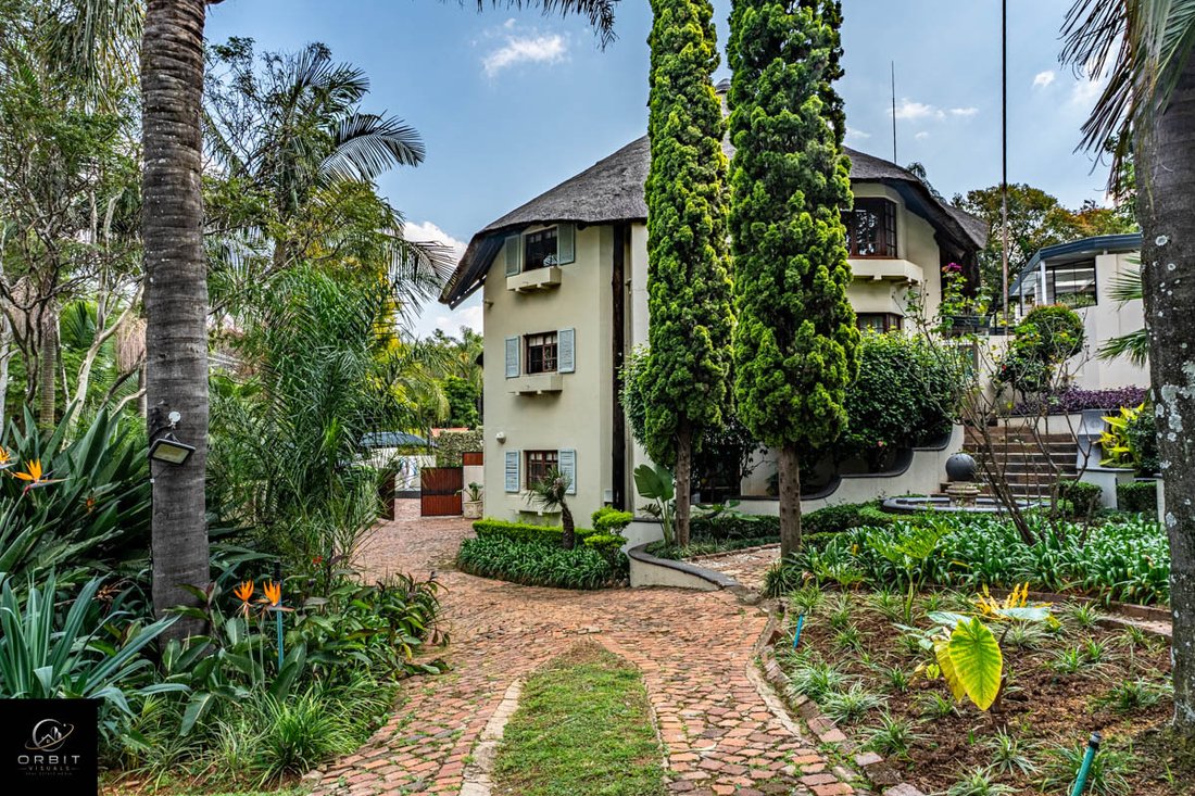 Haus in Waterkloof, Gauteng, Südafrika 3 - 18111796