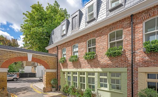 House in Campden Hill, Kensington And Chelsea, England 1