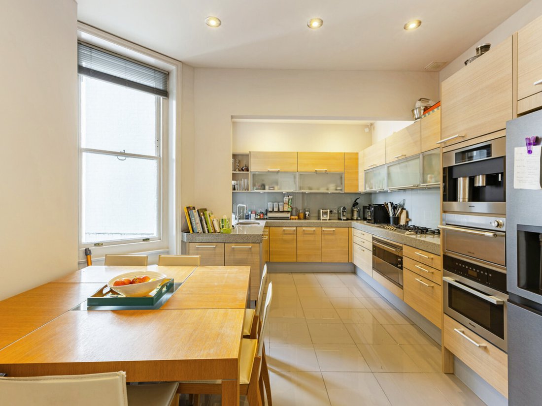 Apartment in Campden Hill, Kensington And Chelsea, England 5 - 18114674