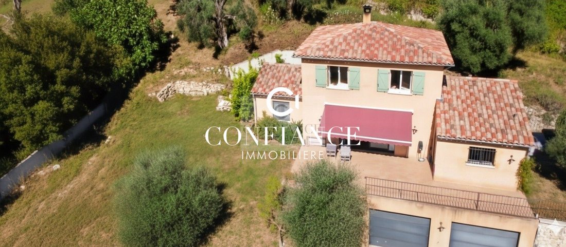 House in Tourrettes-sur-Loup, Provence-Alpes-Côte d'Azur, France 1 - 17912428